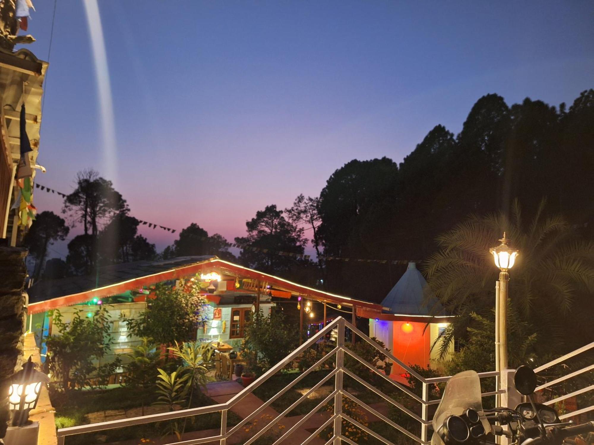 Tathastu Bir -Homestay ,Dorm,Hostel ภายนอก รูปภาพ